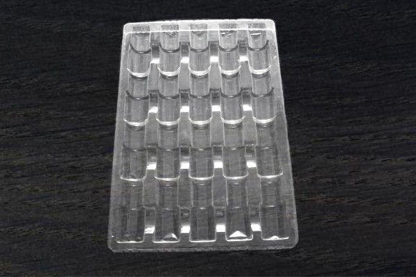 吸塑包裝制品從功能上分為兩大類